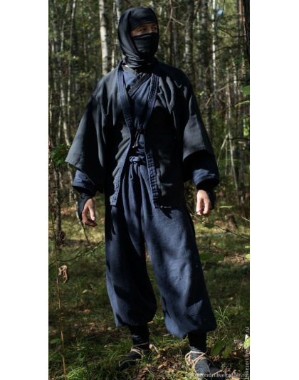 Shinobi shozoku - costume or spy-suit of ninja