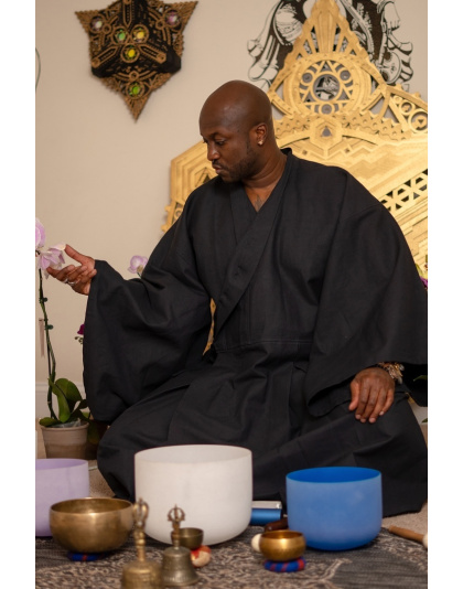 Jikitotsu-koromo - long robe of japanese monks