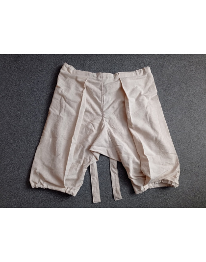 Kukuri-bakama stylization - short trousers